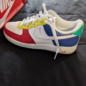 Nike Multicolor Low Top Sneakers - White/Red/Blue/Yellow/Green